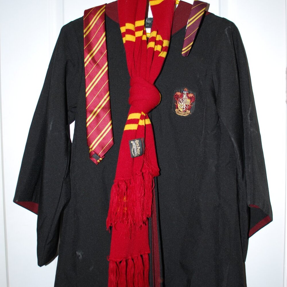 Harry Potter Gryffindor cape, tie and scarf.